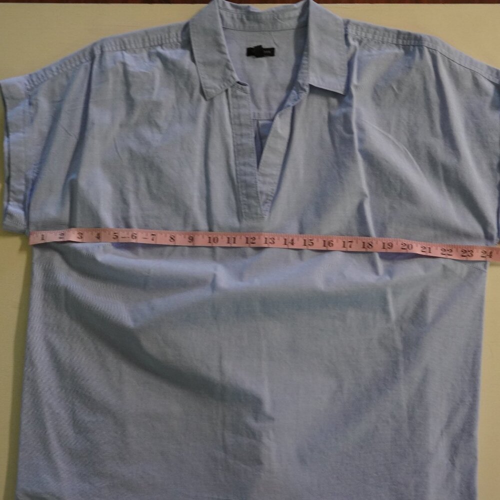 Talbots Poplin Split Neck Shirt End on End - Collared V-Neck Cuffed Sleeve - Picture 4 of 8